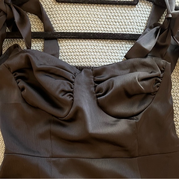 Black silk dress - Picture 2 of 4